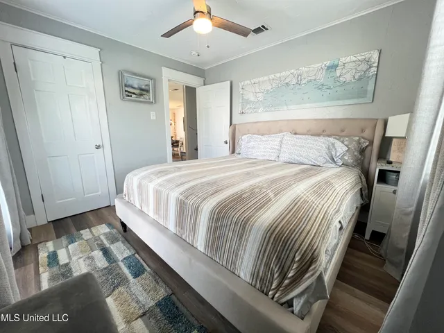 $1,500 | 412 Chadwick Avenue, Waveland, MS 39576