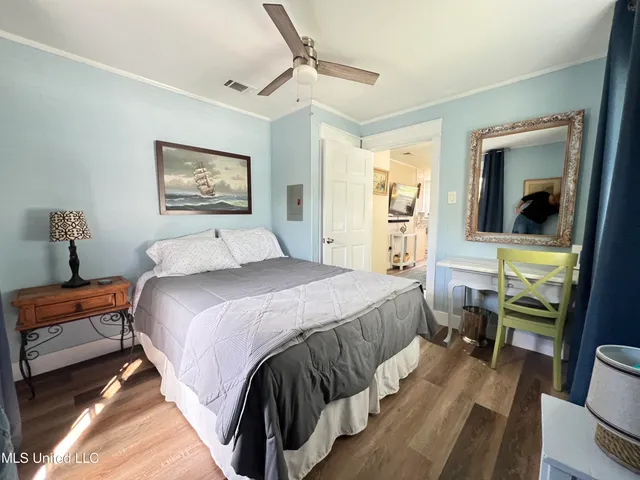 $1,500 | 412 Chadwick Avenue, Waveland, MS 39576