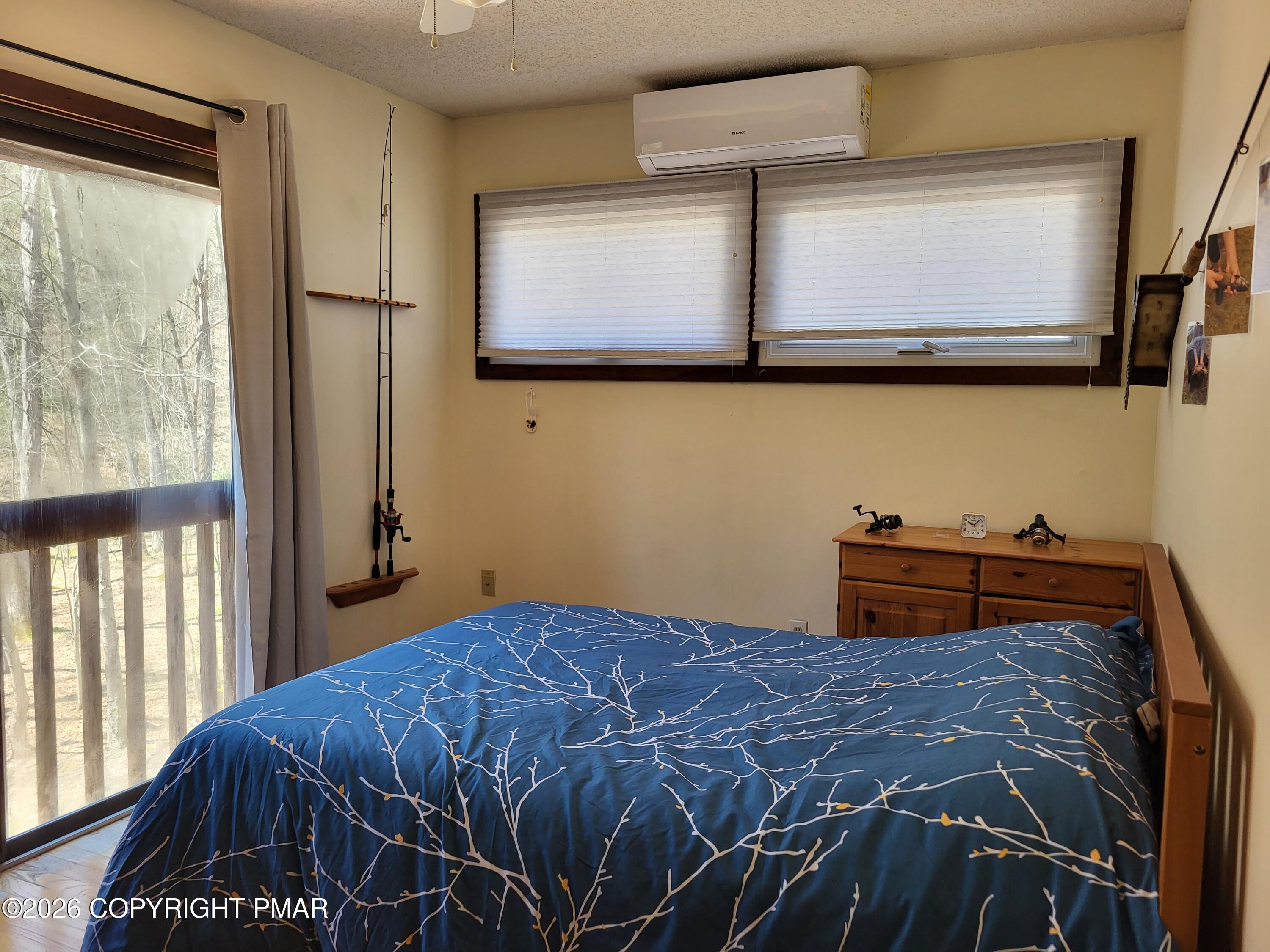 6298 Decker Road Bushkill, PA 18324 - Photo 22 of 53 20260421_132445