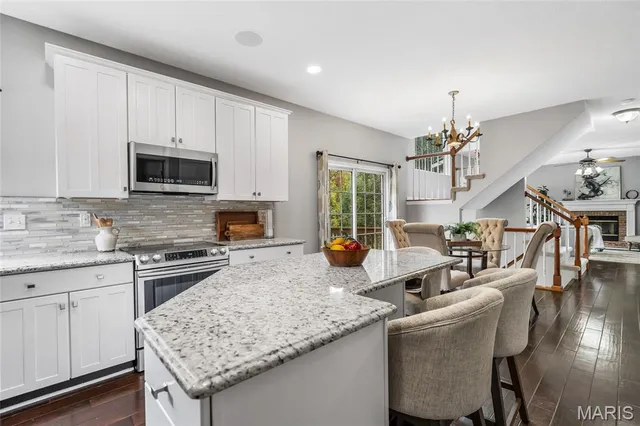 $485,000 | 7004 Seminary Ridge Court, Edwardsville, IL 62025