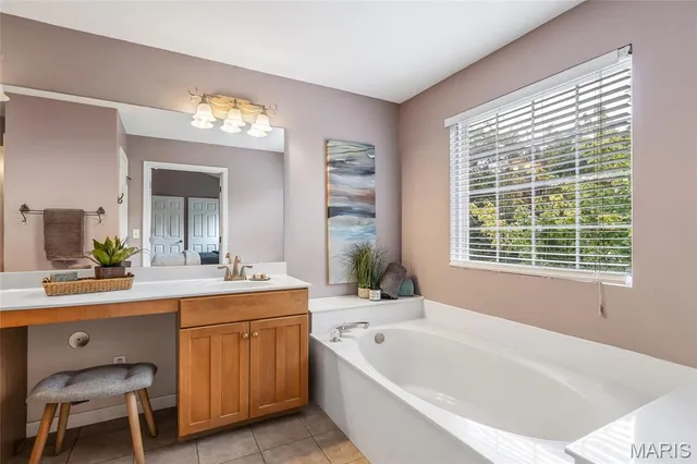 $485,000 | 7004 Seminary Ridge Court, Edwardsville, IL 62025