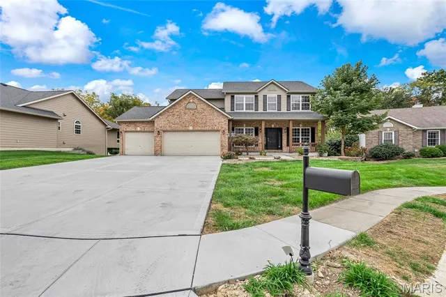 $485,000 | 7004 Seminary Ridge Court, Edwardsville, IL 62025