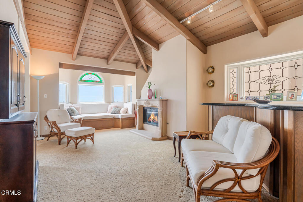 4165 Ocean Drive Oxnard, CA 93035 - Photo 19 of 44 a living room with furniture and a large window