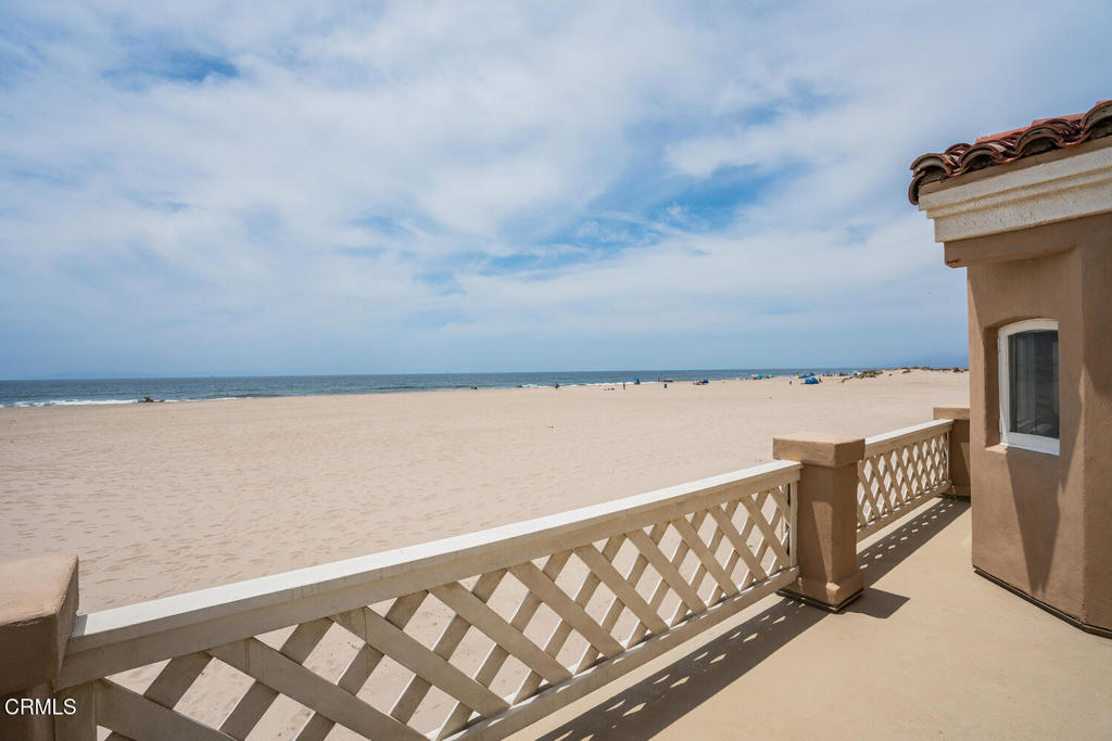 4165 Ocean Drive Oxnard, CA 93035 - Photo 26 of 44 a view of terrace with city view