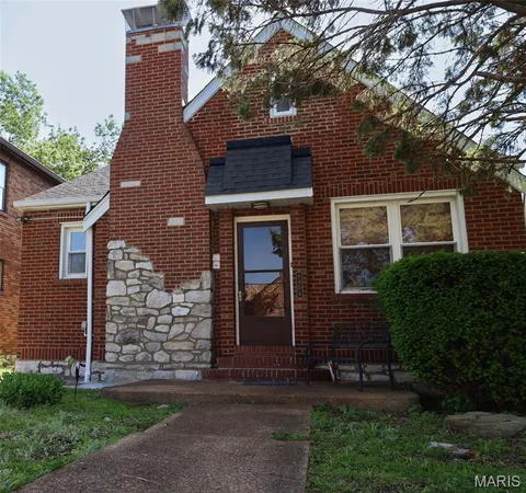 $1,800 | 6406 Woodbine Court, St. Louis, MO 63109