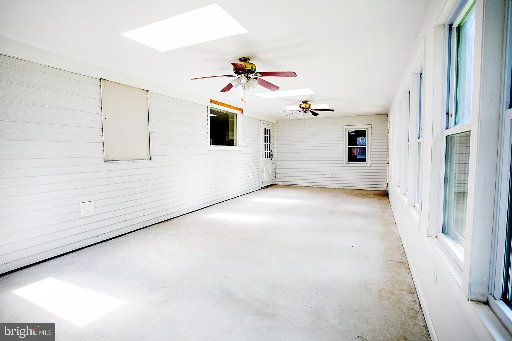 1240 Cowpath Road Hatfield, PA 19440 - Photo 22 of 41 Enclosed Porch