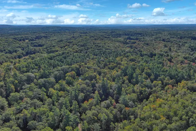 $299,900 | 815 Augusta Road, Jefferson, ME 04348