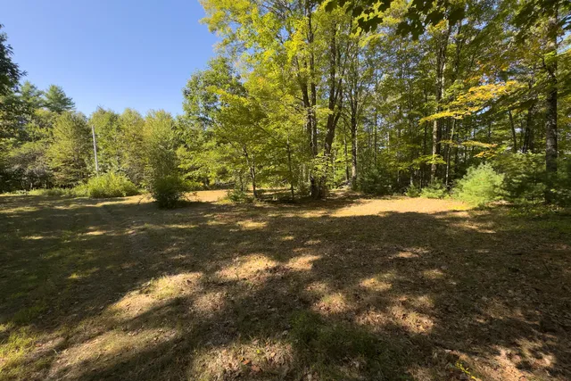 $299,900 | 815 Augusta Road, Jefferson, ME 04348