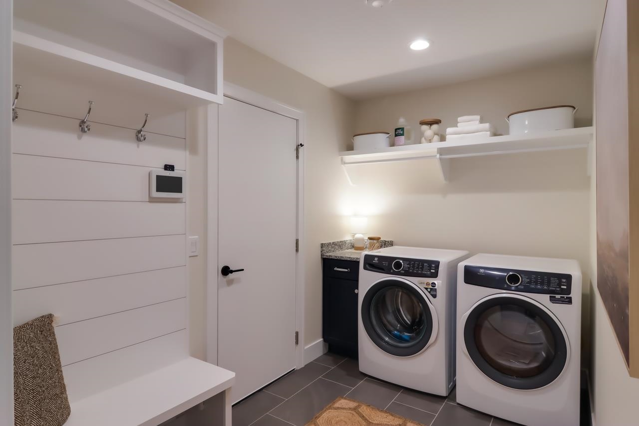 851 Carson Street, Unit 9 Traverse City, MI 49686 - Photo 18 of 36