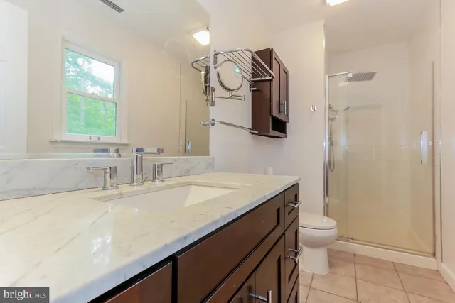 $3,000 | 86 Morias Avenue, Millville, NJ 08332