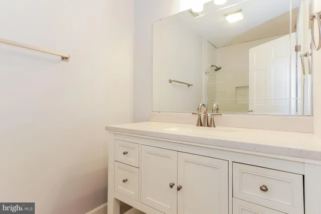 $3,000 | 86 Morias Avenue, Millville, NJ 08332