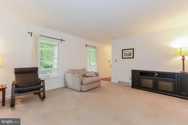 $3,000 | 86 Morias Avenue, Millville, NJ 08332