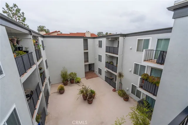 $499,000 | 8163 Redlands Street, Unit 56, Playa del Rey, CA 90293