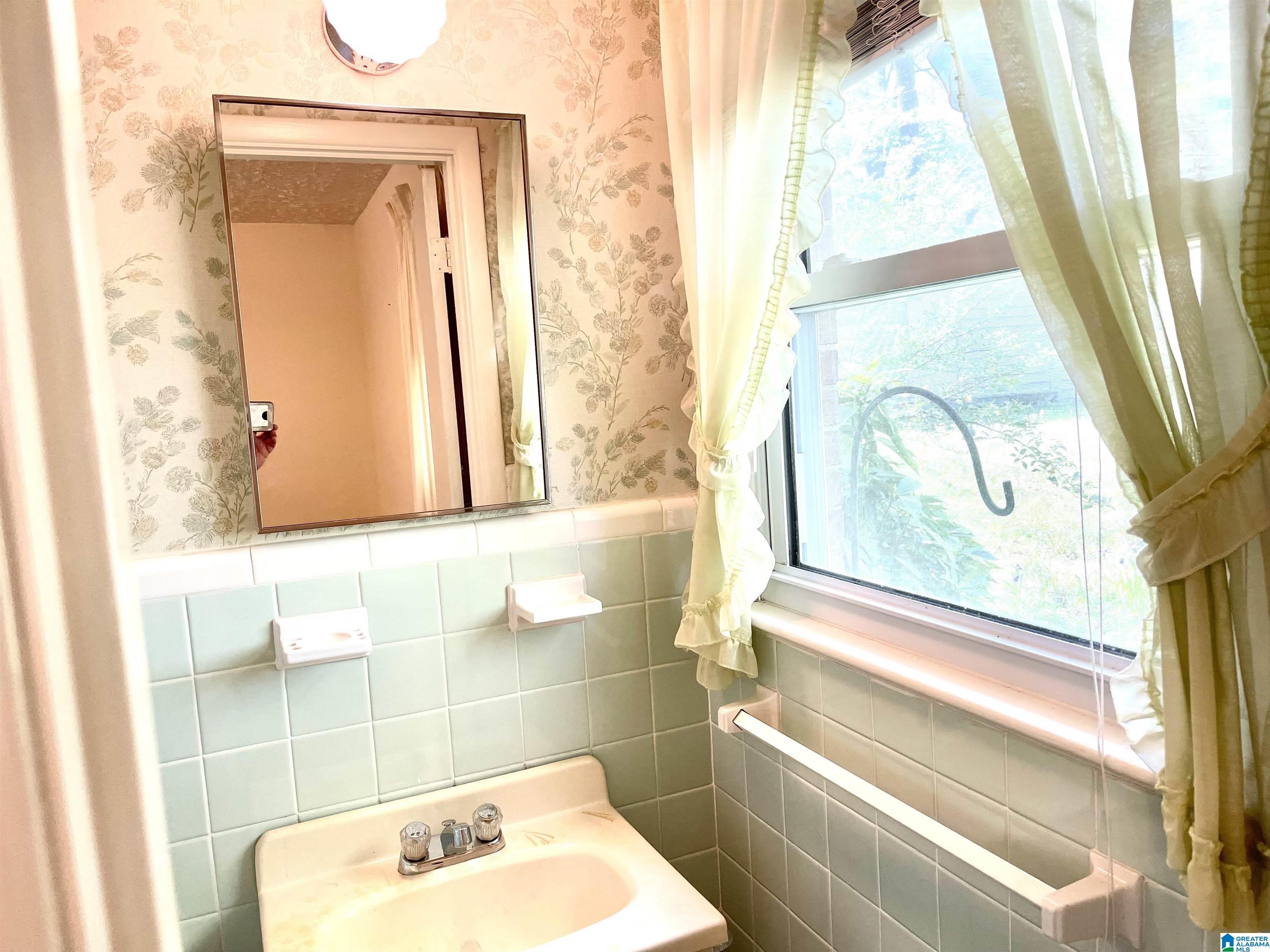 708 3rd Avenue Northwest Alabaster, AL 35007 - Photo 12 of 20