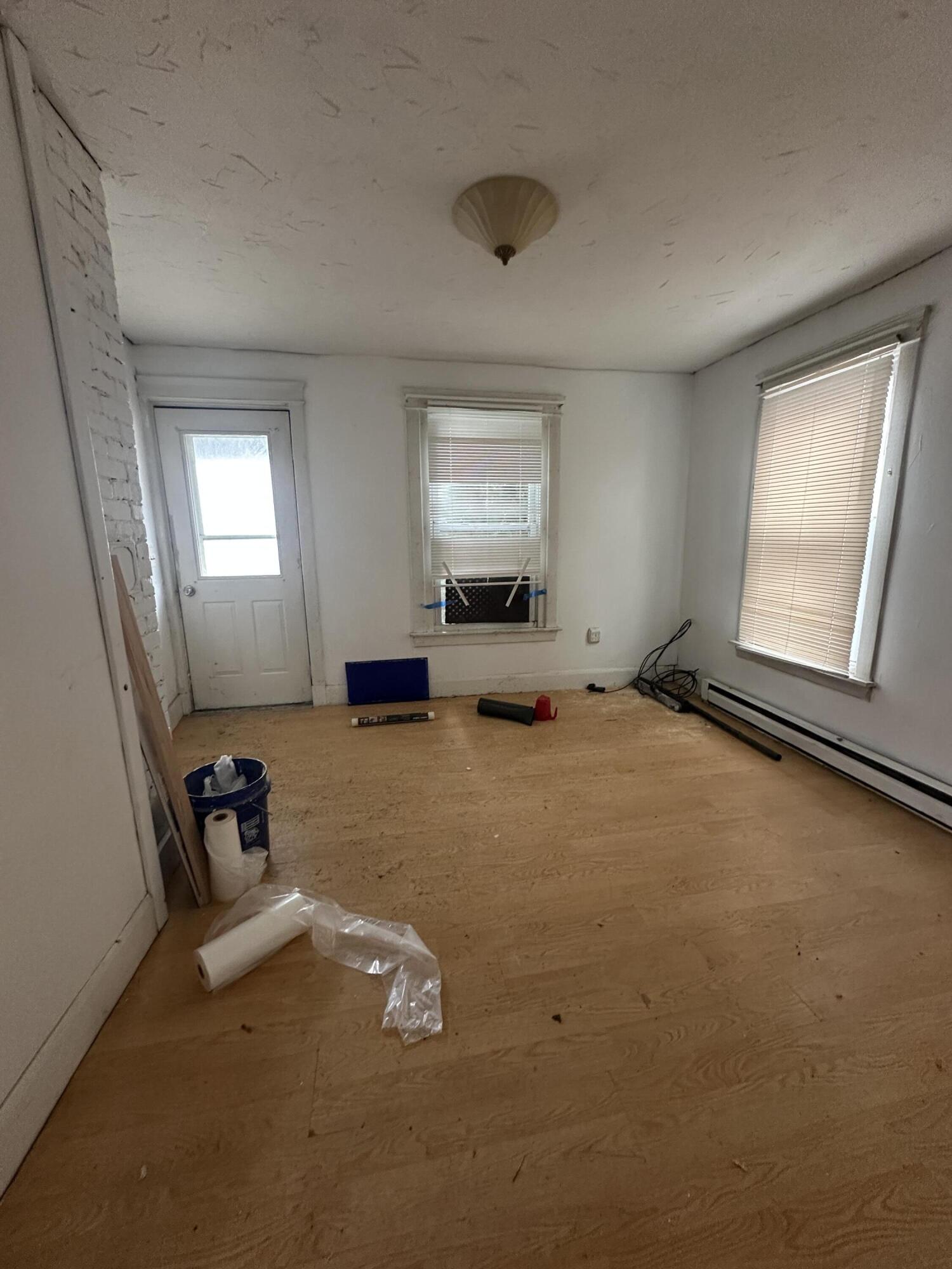 144 Main Street Rockland, ME 04841 - Photo 5 of 17 Unit 1