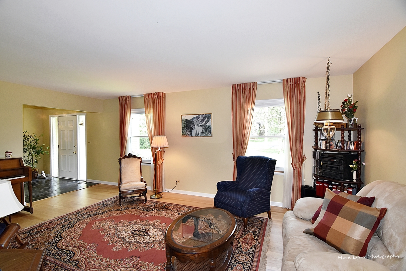 1418 Daly Road Wheaton, IL 60187 - Photo 8 of 38