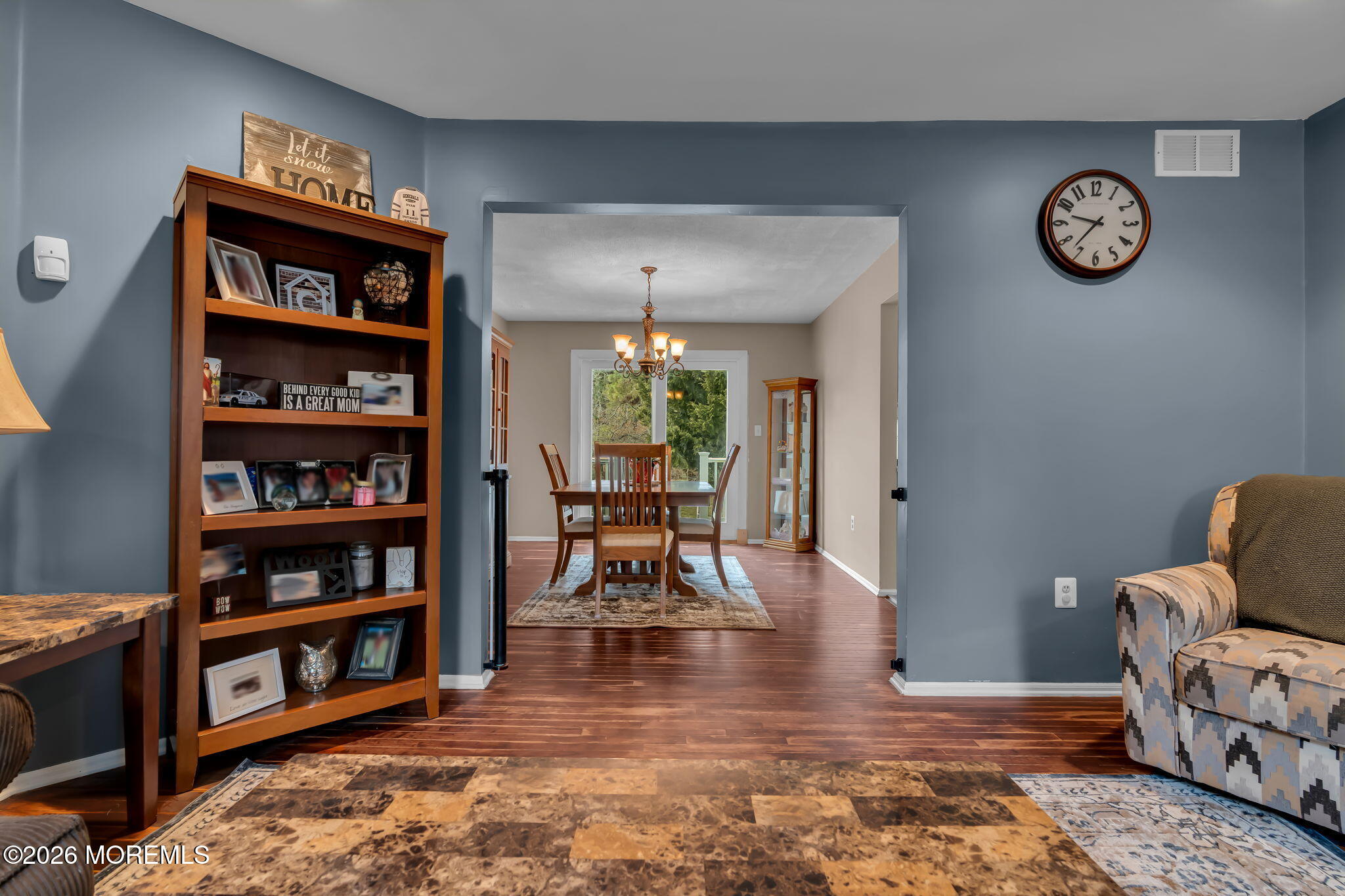 6 Candy Court Jackson, NJ 08527 - Photo 38 of 74 a view of a livingroom with furniture and bookshelf