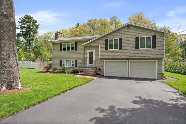 $899,000 | 3 Burke Drive, Canton, MA 02021