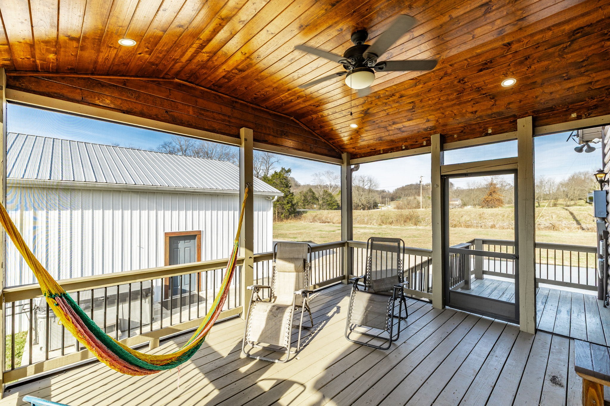 440 Honeysuckle Lane Road Bethpage, TN 37022 - Photo 11 of 95 Gallery Image 11