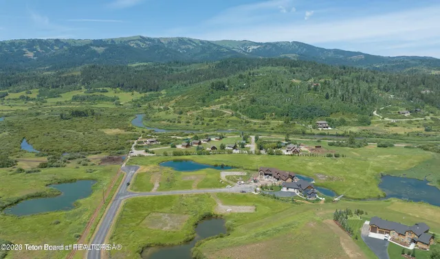 $275,000 | Lot 37 South River Trail, Alpine, WY 83128