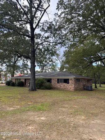 $429,000 | 5204 Highway 80, Pearl, MS 39208