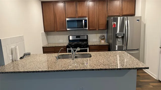 $2,100 | 23342 Stahl Creeks Lane, Spring, TX 77373