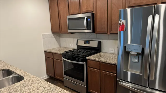 $2,100 | 23342 Stahl Creeks Lane, Spring, TX 77373