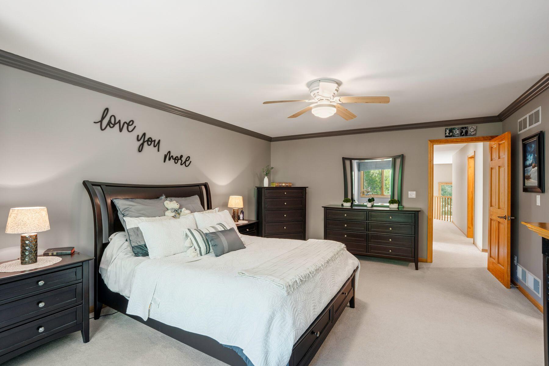W305N2373 Maple Avenue Delafield, WI 53072 - Photo 21 of 57 Primary Suite