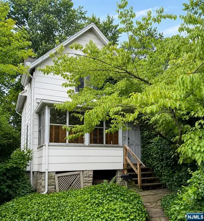 $400,000 | 7 Talbot Street, Montclair, NJ 07042
