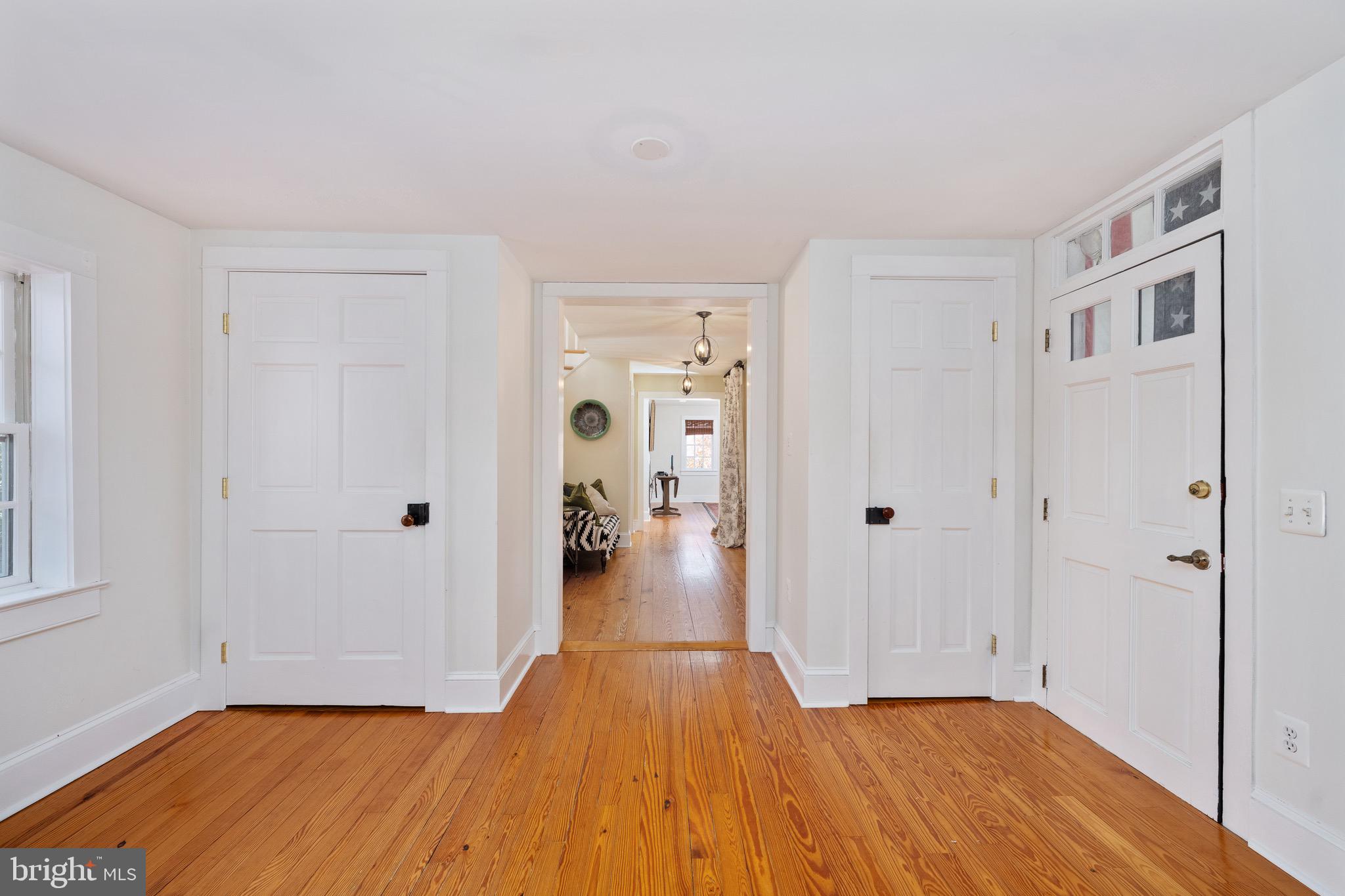 560 Richmond Road Amissville, VA 20106 - Photo 13 of 133 main hallway