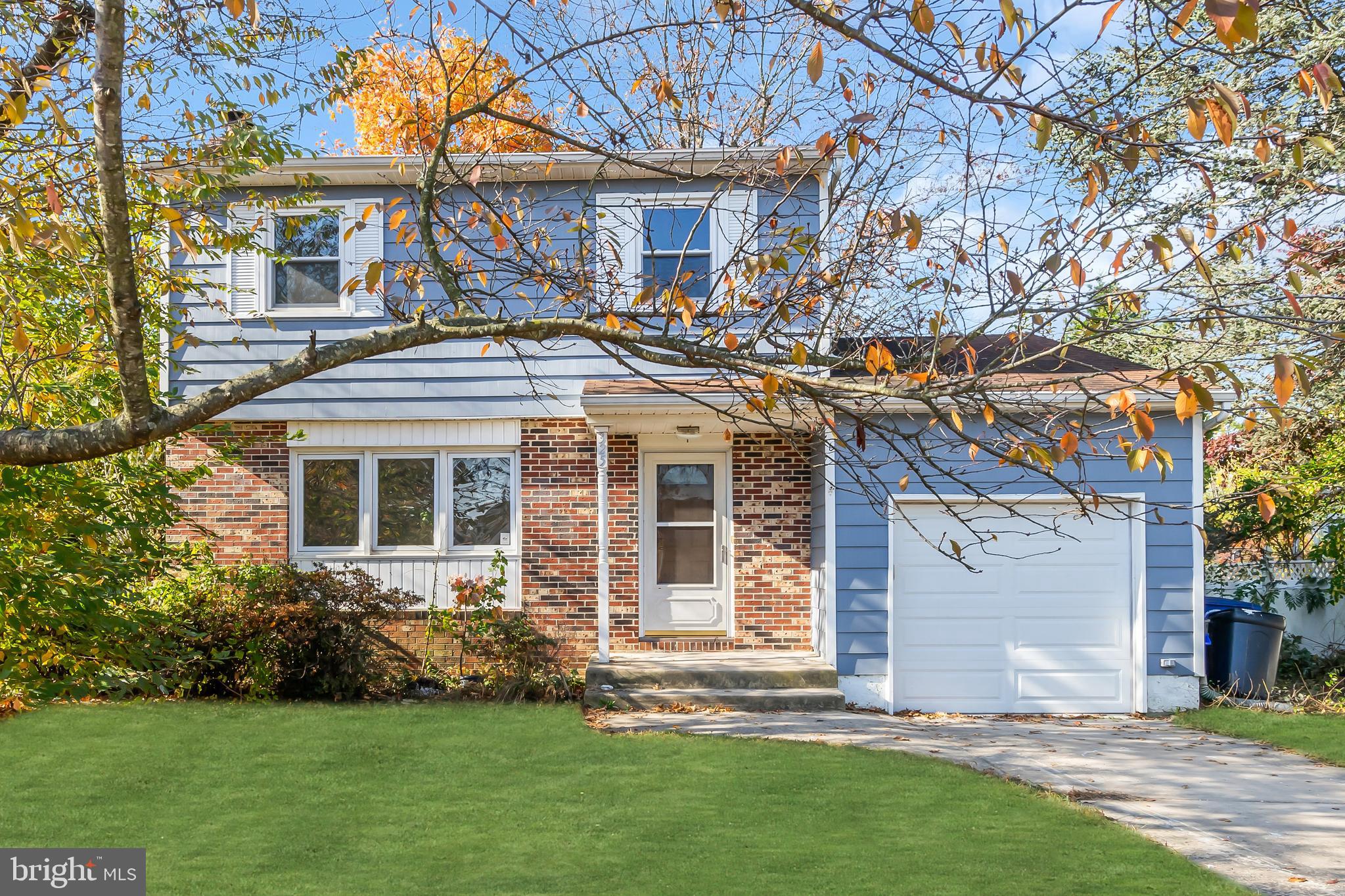 325 Manor Road Beverly, NJ 08010 - Photo 3 of 47