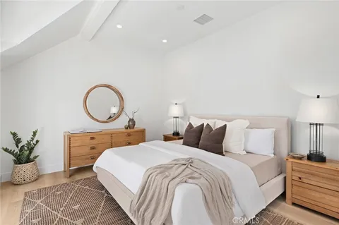 $16,500,000 | 1927 Bayside Drive, Corona del Mar, CA 92625