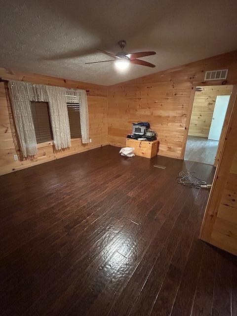 219 Womble Road Farner, TN 37333 - Photo 5 of 28 IMG_3106