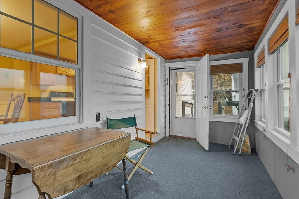 34 Parker Road Shirley, MA 01464 - Photo 16 of 33