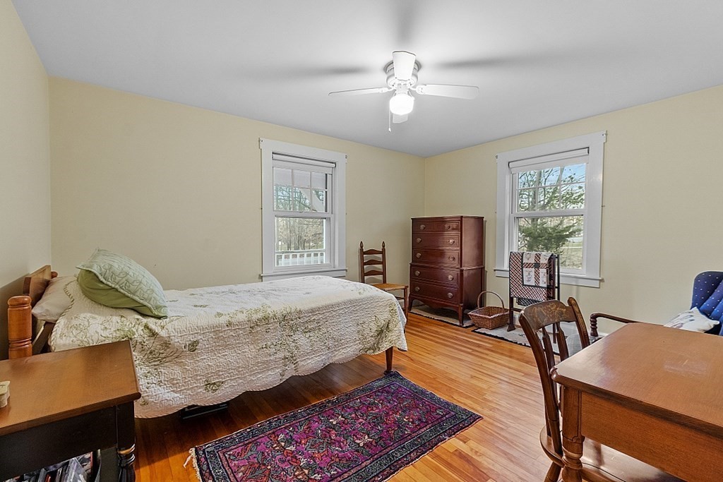 34 Parker Road Shirley, MA 01464 - Photo 25 of 33
