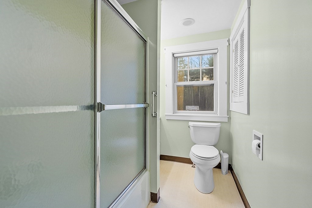 34 Parker Road Shirley, MA 01464 - Photo 28 of 33