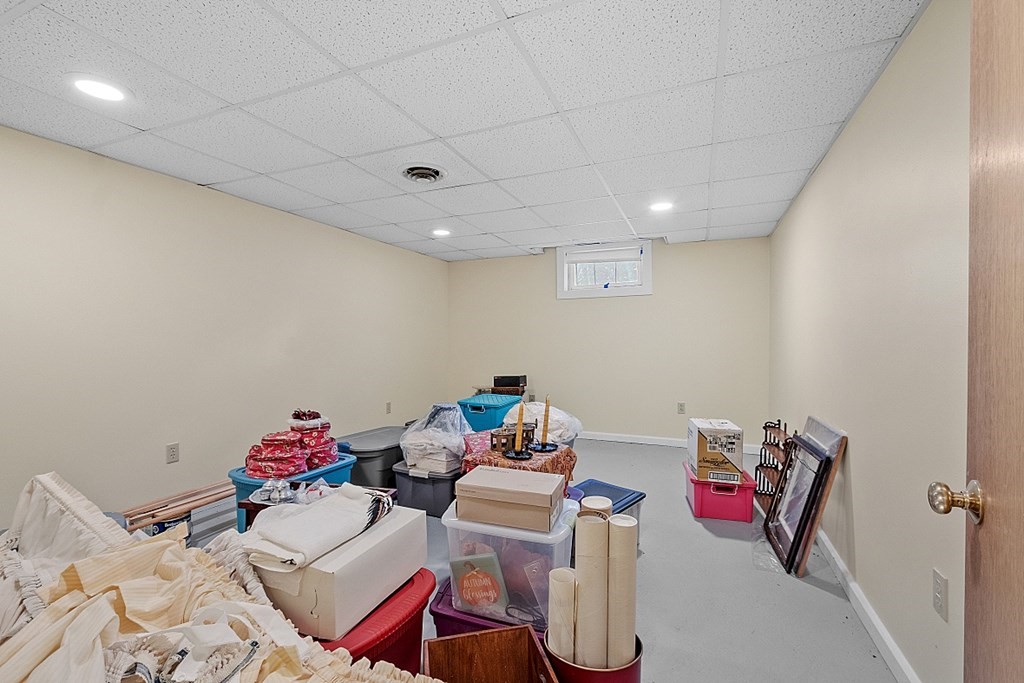 34 Parker Road Shirley, MA 01464 - Photo 33 of 33