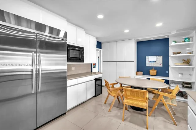 $2,695,000 | 4401 Sanders Street, Hollywood, FL 33021