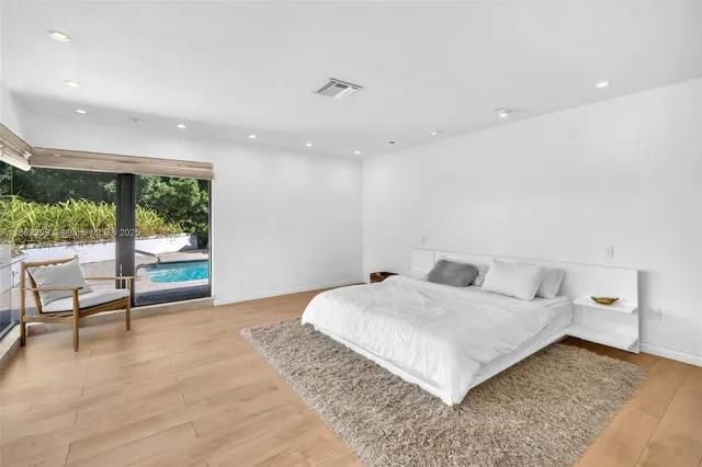 $2,695,000 | 4401 Sanders Street, Hollywood, FL 33021