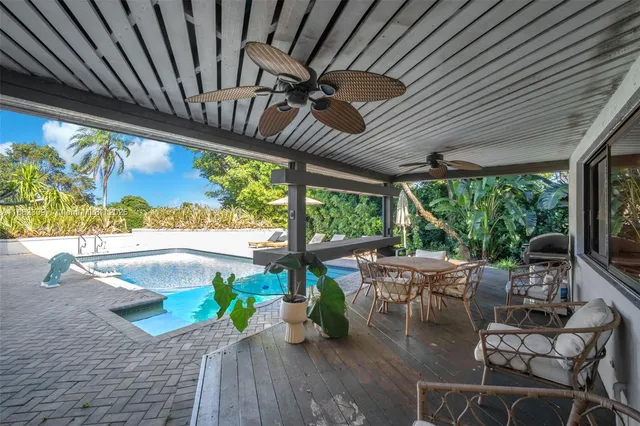 $2,695,000 | 4401 Sanders Street, Hollywood, FL 33021