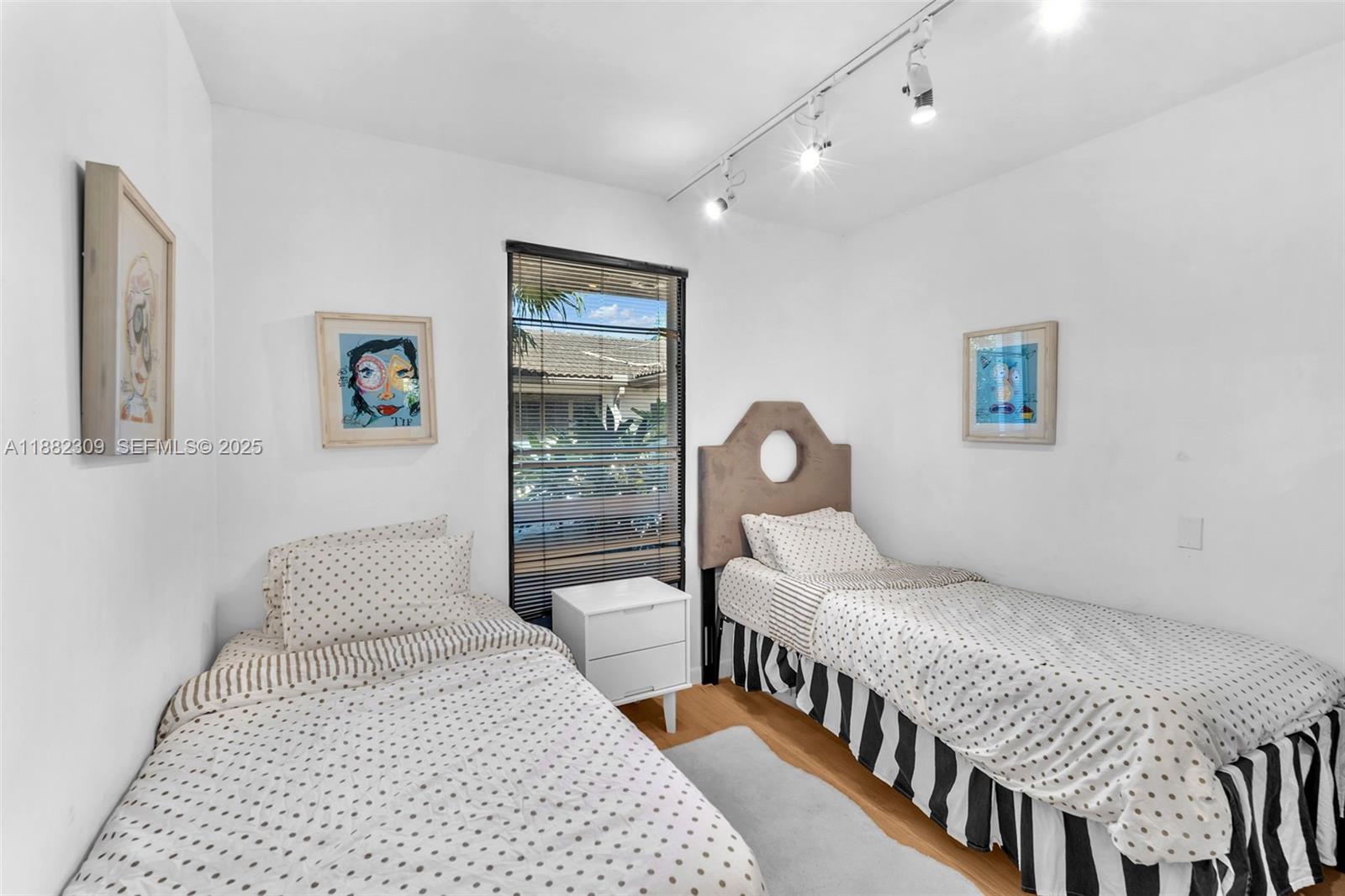 4401 Sanders Street Hollywood, FL 33021 - Photo 10 of 71