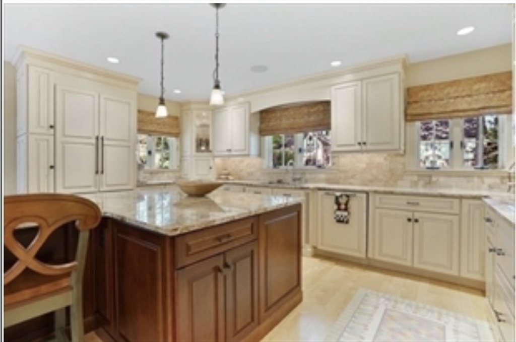 70 Dover Road Longmeadow, MA 01106 - Photo 6 of 26