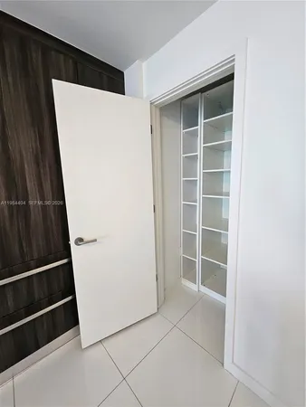 $5,300 | 851 Northeast 1st Avenue, Unit 4000, Miami, FL 33132