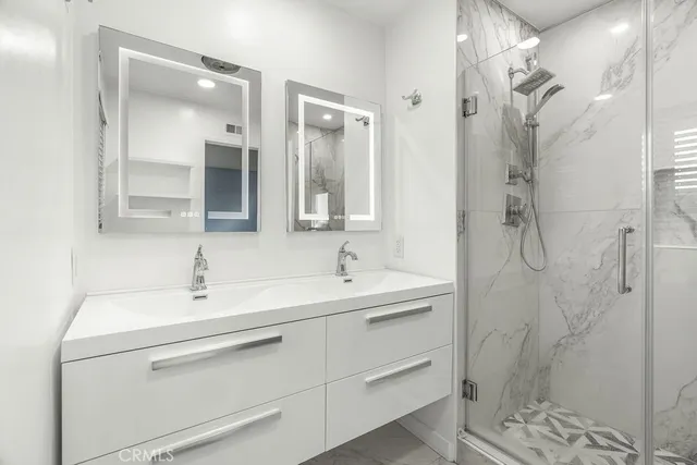 $519,900 | 15205 Budlong Avenue, Unit 7, Gardena, CA 90247