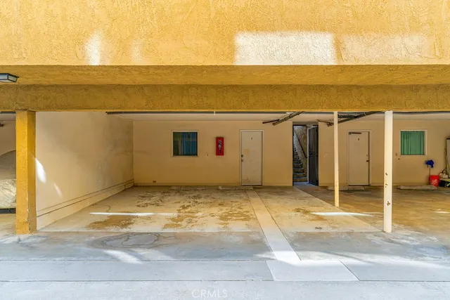 $519,900 | 15205 Budlong Avenue, Unit 7, Gardena, CA 90247