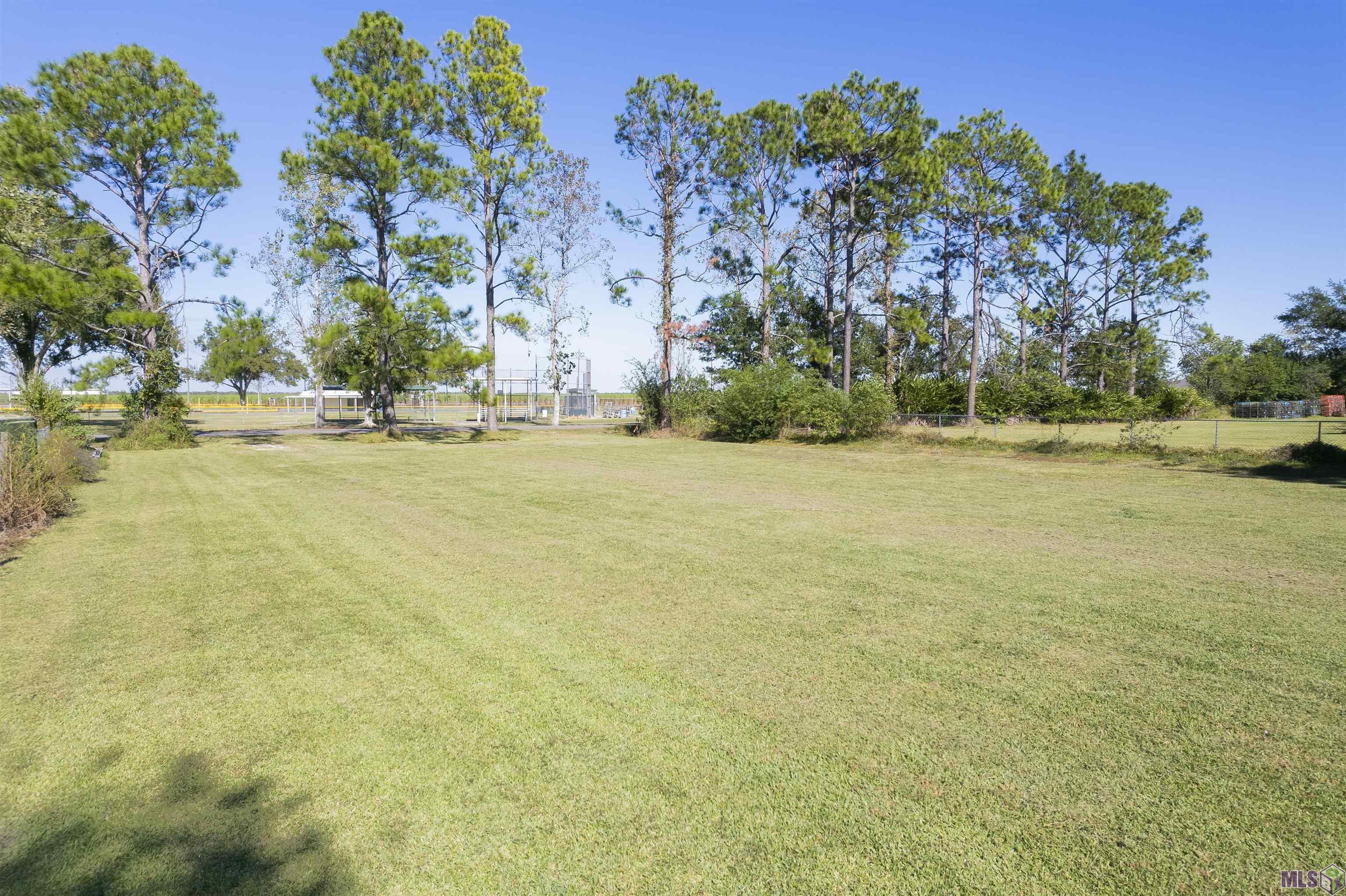 138 Recreation Drive Raceland, LA 70394 - Photo 7 of 8