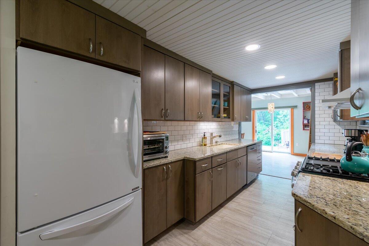 1011 Biscay Road Bremen, ME 04551 - Photo 33 of 54 09-Biscay Rd-9