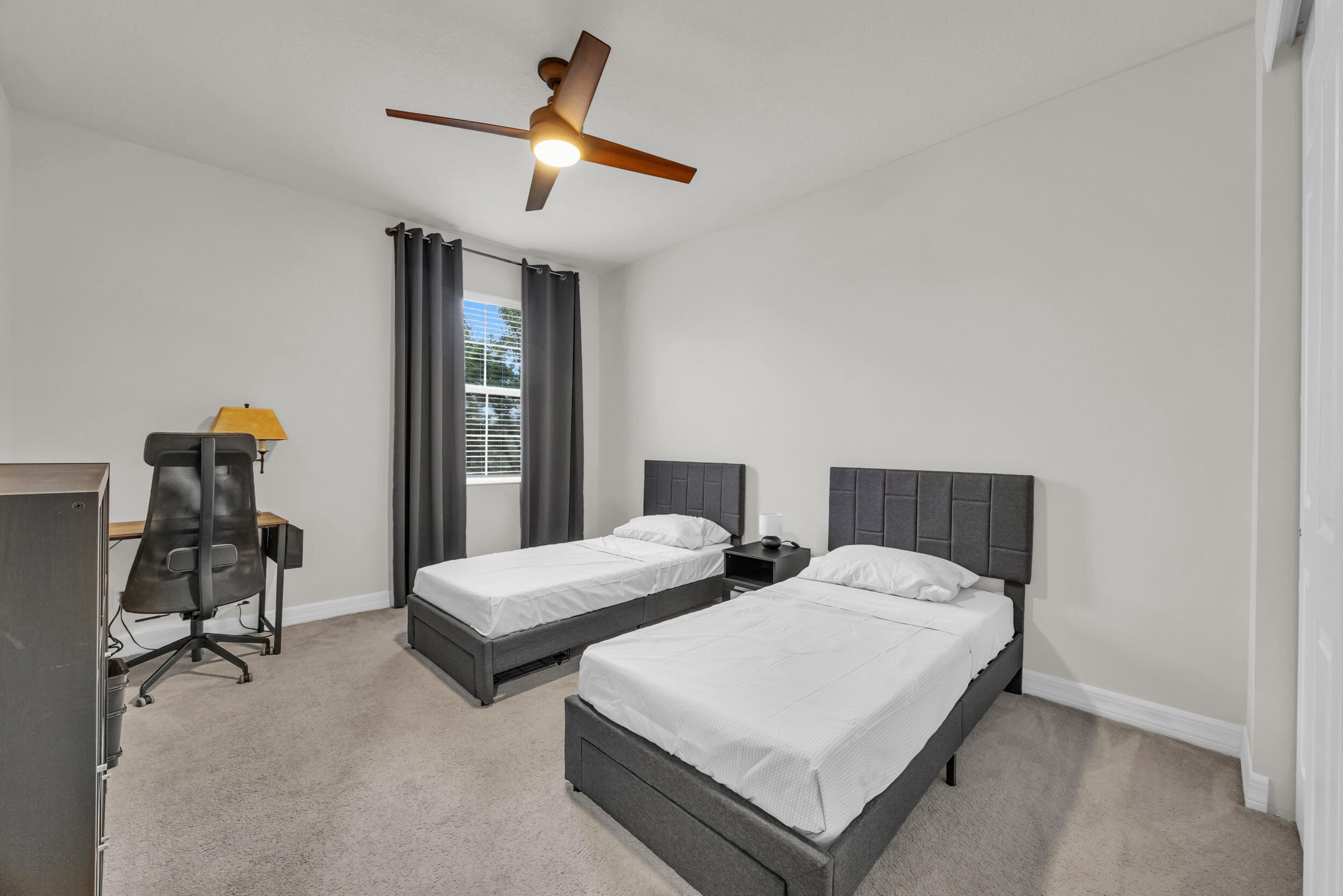 1080 Community Drive Jupiter, FL 33458 - Photo 25 of 34 26_8p3a8745