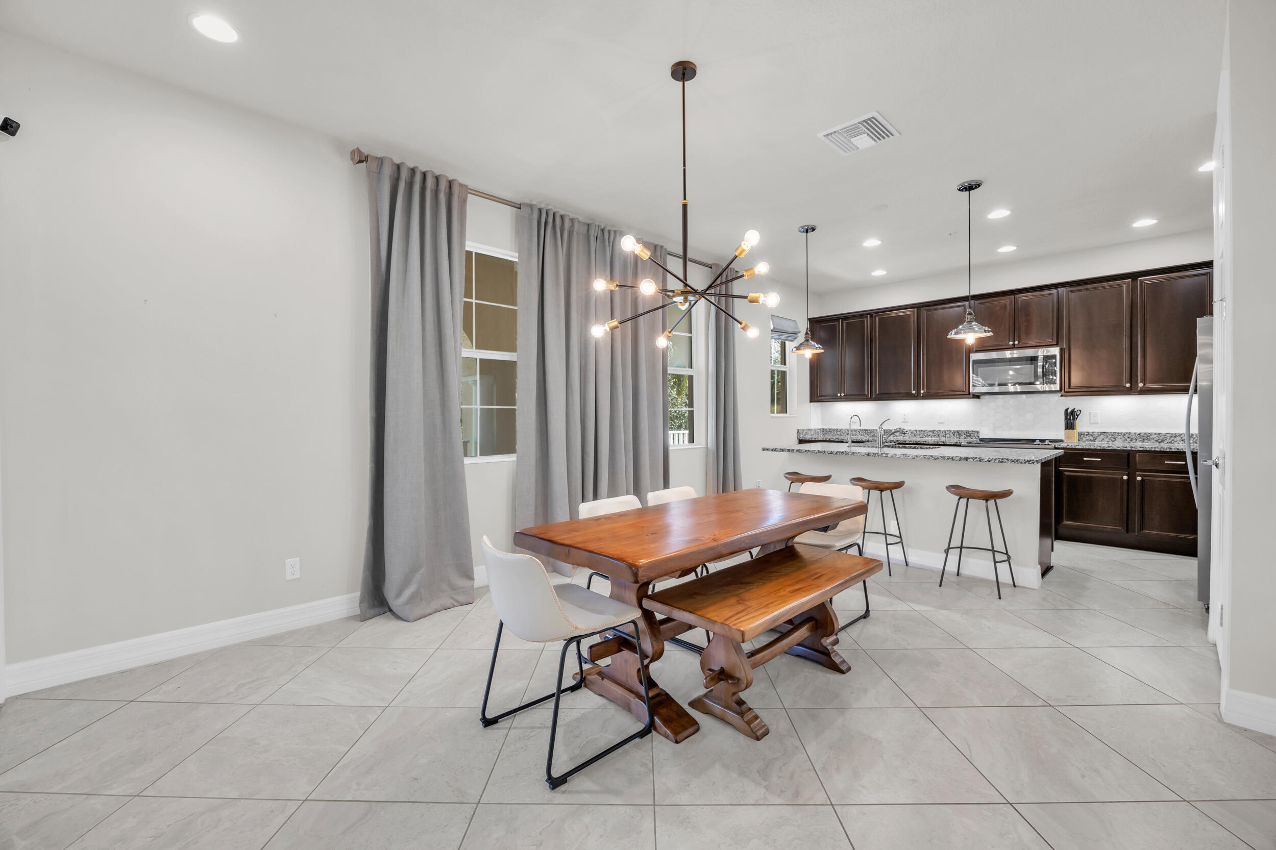 1080 Community Drive Jupiter, FL 33458 - Photo 7 of 34 7_8p3a8825