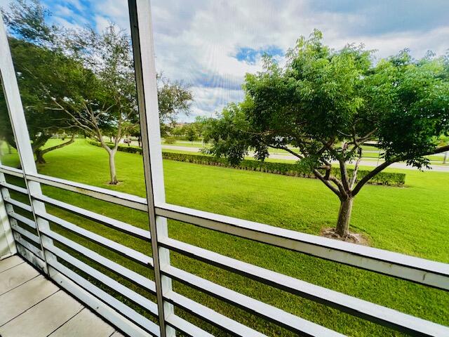 237 Mansfield East Boca Raton, FL 33434 - Photo 13 of 14 237 Mansfield F 4